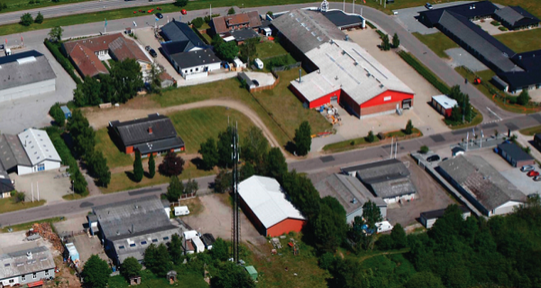 Centerområde med aflastningsområde Ry Østby