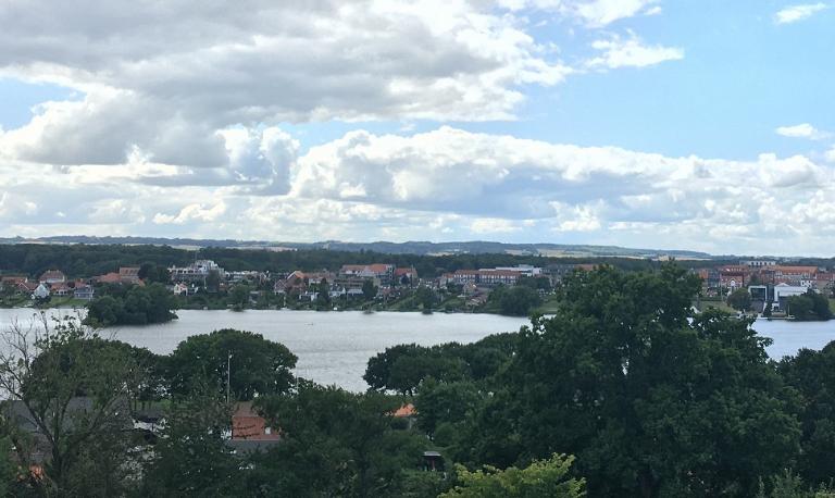 Udsigt over Skanderborg fra Bakkerne
