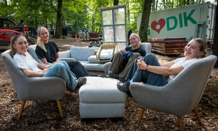 4 unge frivillige på Smukfest i Bøgeskoven i Skanderborg