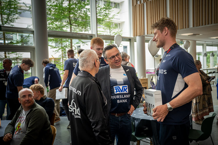 Billeder fra receptionen borgmester hilser på spillere